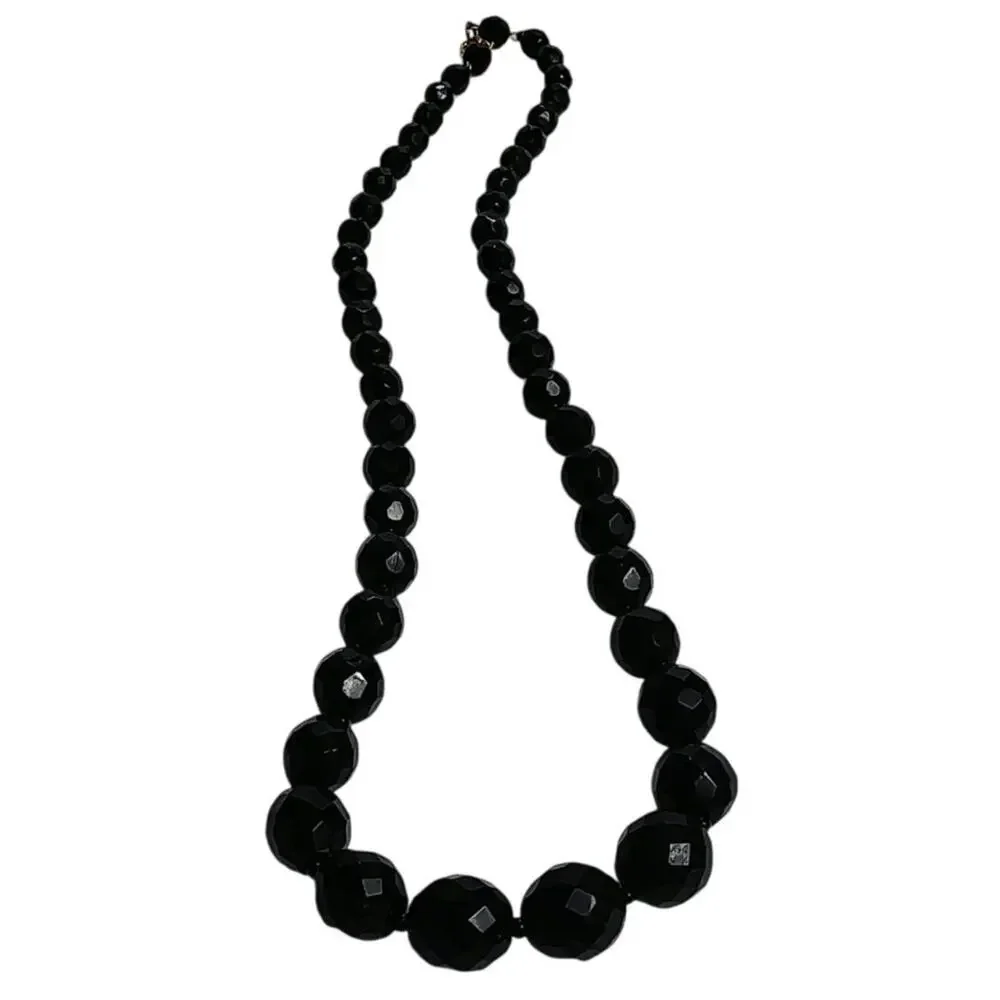 Black Beveled Glass Beaded Vintage Single Strand Necklace Spring Clasp Closurep